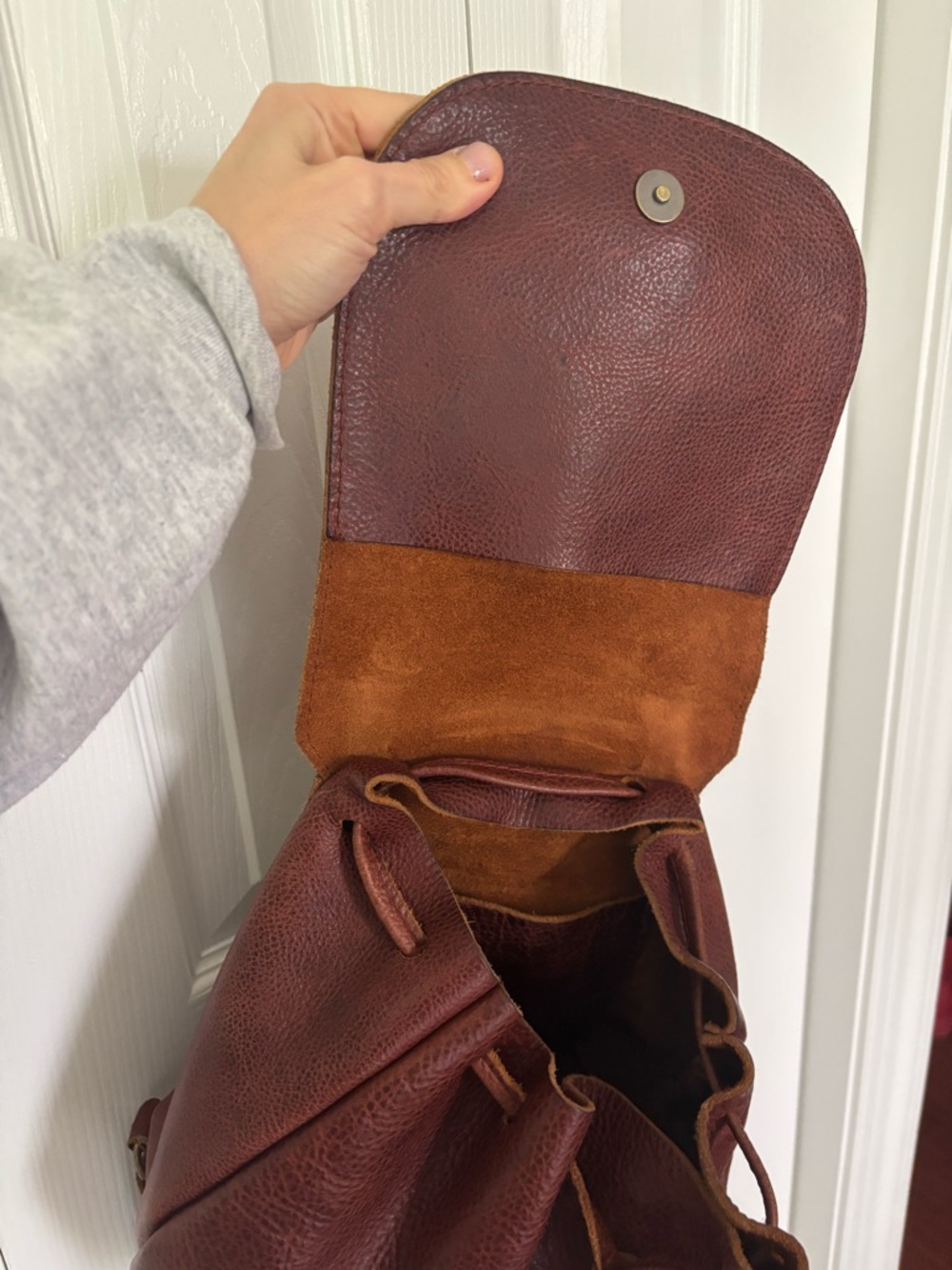 Portland Leather Nutmeg Brown Pebbled Leather Bucket Backpack - Picture 7 of 13